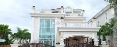 Straight Courtyard Bungalow for Sale 1