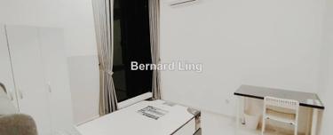 Female only/ Middle room for rent/ Evoke Condo/ Near Penang 1st Bridge 1