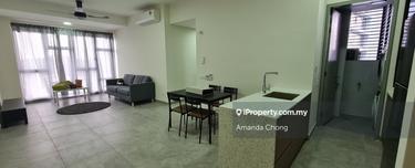 Simple and Trendy 3 rooms Millerz Square For Rent!  1
