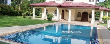 Tastefully designed fully furnished bungalow for rent @ Beverly Row 1