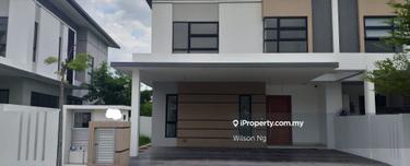 Good Condition 2 Storey Semi-D 40x85 Cheria Residence Bandar Rimbayu  1