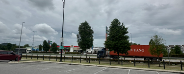 Facing mainroad Shop for Rent 1