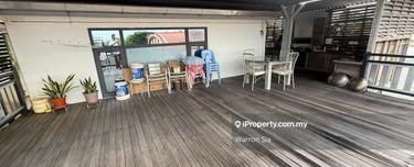 Batu Kitang Detached Designer Warehouse Living Spaces  For sale 1