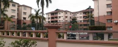 Nice unit for Sell in Palm Terrace, Taman Kinrara, Puchong 1