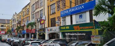 Office for Rent 1