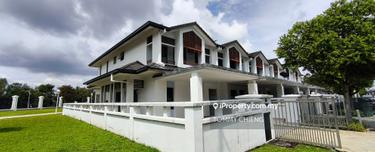 Corner Terrace House 1