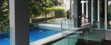 Idyllic Bungalow at Equine Park with Pool 1