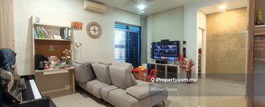 Well Maintain unit with extended kitchen 1