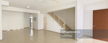 20x70 4 Bedroom 4 Bathroom Well Maintained Unit Ecohill Walk Mall 1