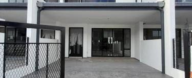 Nadira Bukit raja 1