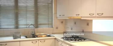 High Floor with Spectacular City View- Villa Flora 1