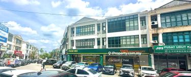 Shop for Sale - Usj 9/5p, same row 99speedmart, kkmart, Murni 1