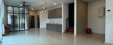 Quadz, Kemuning Greenhills, Bukit Rimau Semid for Sale 1