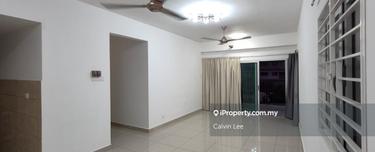 2carpark,corner unit,aircond, heater,near Aeon & MRT Galleria 2 Equine 1