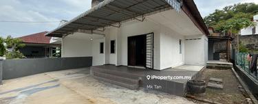 Single (1) Storey Semi-D House @ Taman Ayer Keroh Heights 1