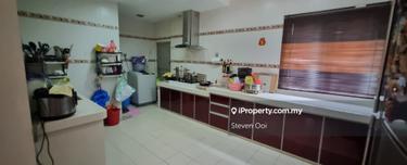3 storey link house for sell @ Venture heights Balakong 1