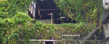 Pre War Shop For Sale In Ampang 1