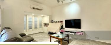 Fully Renovated & Extended, Well Maintained, Peaceful Neighbourhood 1