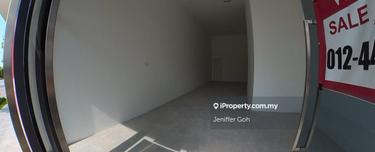 Batu Kawan Vervea Facing Ecoworld Mainroad shop office with lift 1