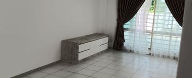 For sale ujong pasir melaka double-storey Intermediate house  1
