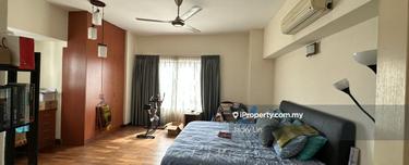 Well kept Condo for sale in Boulevard Subang Jaya, SS 12. near sjmc 1