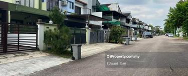 Double Storey House For Sale @ Seri Austin 1