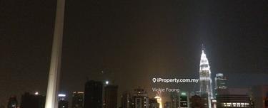 High floor klcc view , Fully furnished , move in codition 1