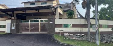 Fully Furnished&Corner Lot 1 Storey Semi D@Tmn Gunung Selatan, Kluang 1