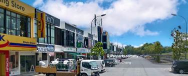 Freehold 3 Storey Endlot For Sale 1