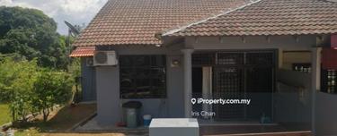 Single Storey Corner For Rent 1