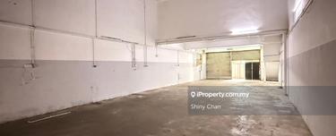 1.5 Storey Link Factory for Rent at Puchong Utama 1