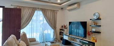 Good condition Ambang botanic 2sty house kitchen extended renovated  1