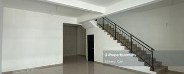 Double Storey House For Sale @ Bandar Putra Kulai 1