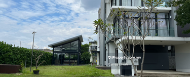 Below market value, excellent security & environment at town center  1