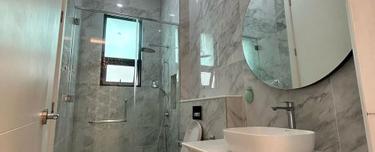Bungalow with lift , fully furnished , move in condition , for rent 1