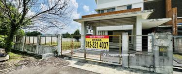 For Sale: Corner lot 2 Storey Cluster Semi D, Bandar Seri Putra, Bangi 1