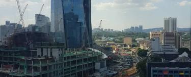 3 Bedroom luxury size with 3 carpark premium condominium 1