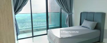 Evoke Residence, Balcony Room (share bathroom) For Rent 1