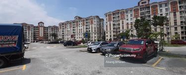 Beautiful Pangsapuri Danaumas Seksyen 7 Shah Alam 1