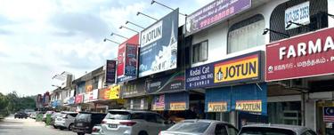 Kajang Town Center Shop for Sale, 3 Storey Facing Main Road, Freehold 1