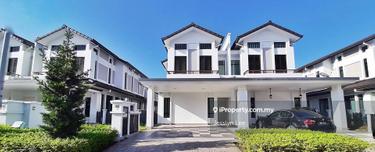 Cluster Semi-D house 22x70 , 10ft land 1