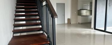 Duplex unit with greenery view at Damansara Seresta 1