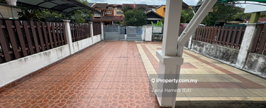 2 storey terrace house  Jalan Nova Subang Bestari Nonbumi lot for sale 1