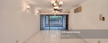 Adjoining Town House For Sale 1