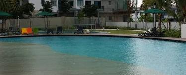 Jadite hill condo in the park 1