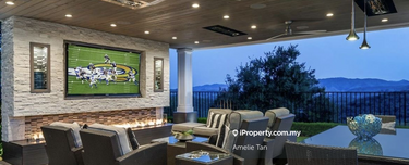 3 storey Semi-d with lift & pool 1