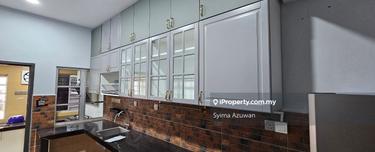 Renovated unit with 5 Bedrooms Denai Alam  1