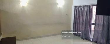 Reno new 3 1/2 years Move in cond terrace house at Sandy Park area  1