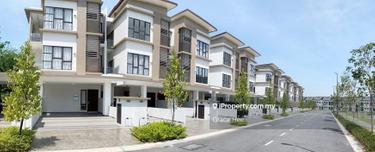 N'Dira Townhouse Bandar 16 Sierra Puchong South Seri Kembangan 1