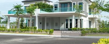 Super Big Semi D in Town 1